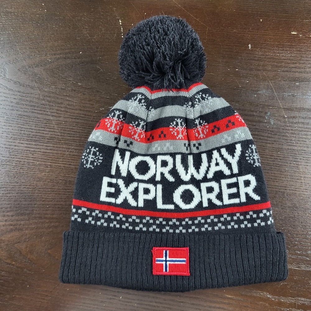 Norway Explorer Beanie Pom Pom Black Flag One Size